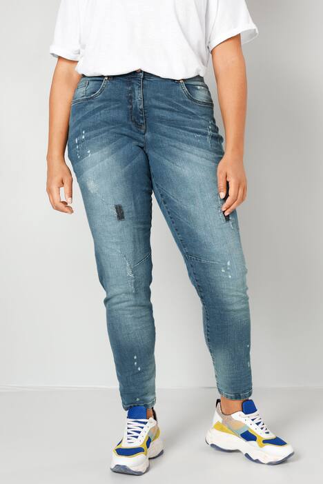 Jeans mit Destroyed-Effekten