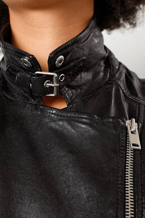 Lederjacke, Bikerjacke, großes Herz auf dem Rücken