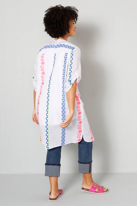 Longbluse mit Stickerei