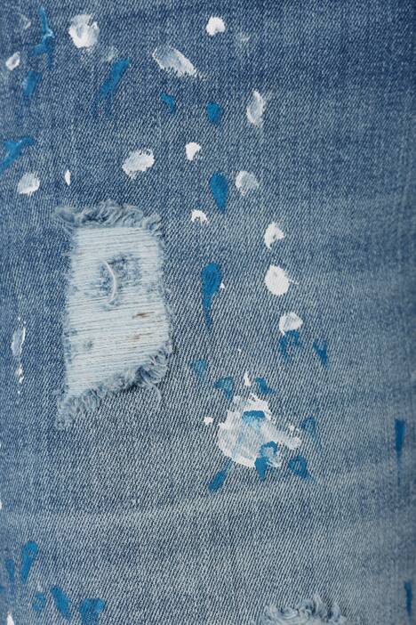 Jeans met destroyed effecten