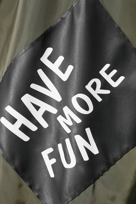 Longjacke, Kapuze, große Patches, elastische Taille, Langarm