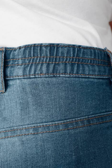 Jean coupe Slim Fit à 5 poches avec étoiles