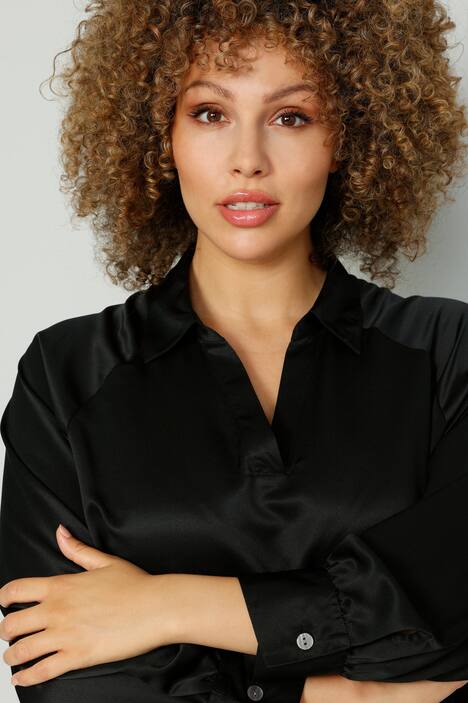 Blouse in vloeiende stof