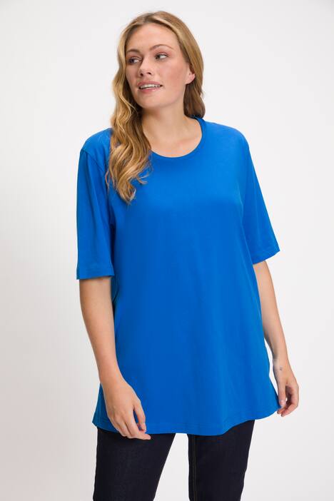 T-shirt med rund hals, ledig passform, halvlång ärm