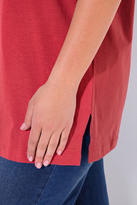 T-shirt coupe Relaxed Fit, décolleté en V et manches courtes