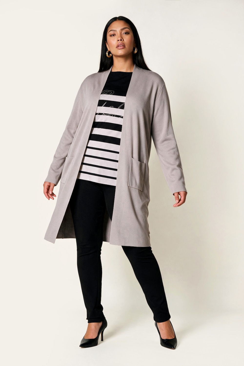 Strickjacke, lange, offene Form, Stehkragen, Langarm