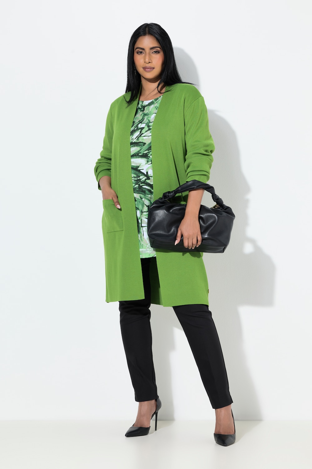 Strickjacke, lange, offene Form, Stehkragen, Langarm