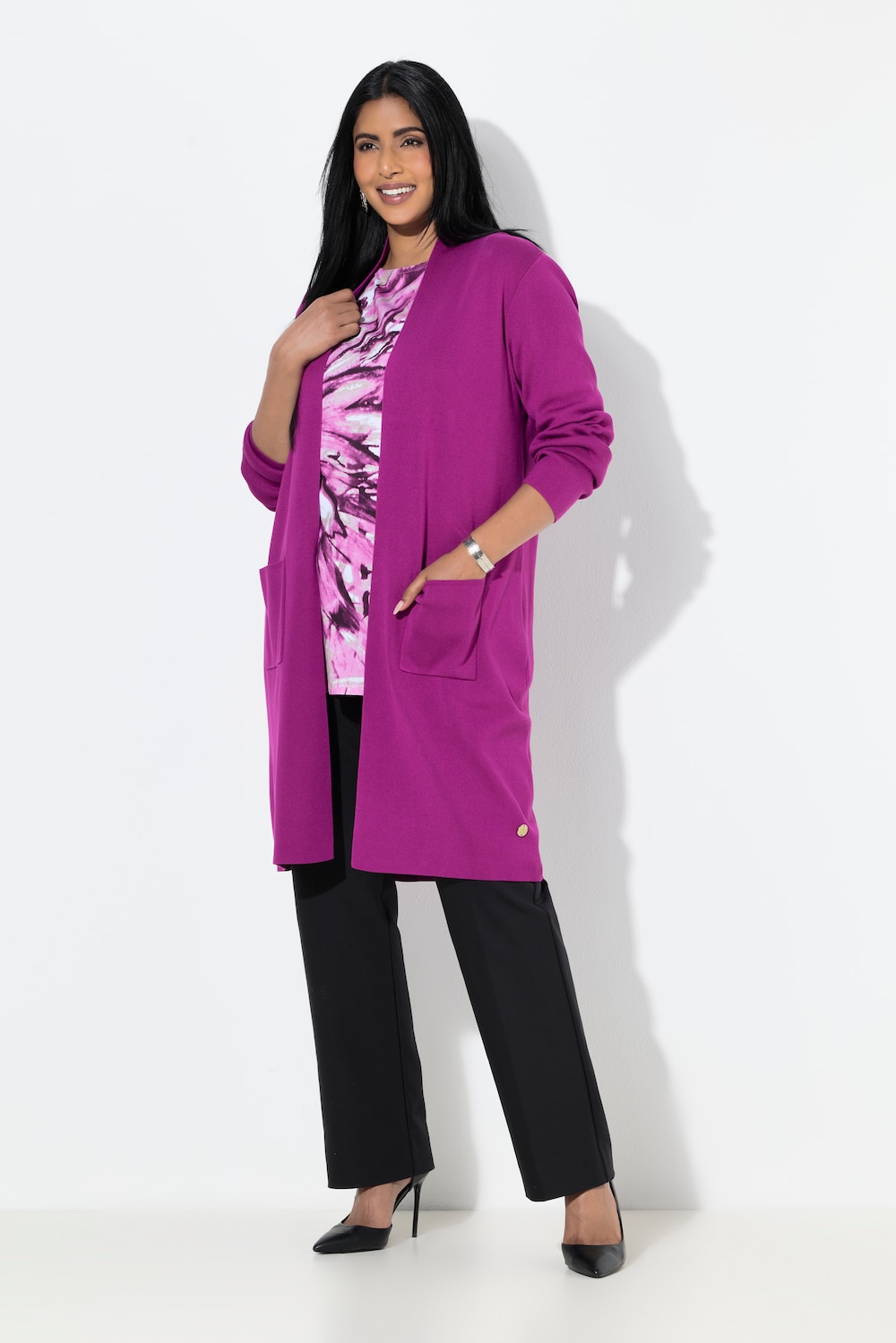 Strickjacke, lange, offene Form, Stehkragen, Langarm