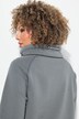 Camiseta sport, cuello alzado ancho, bolsillos, mangas largas raglán