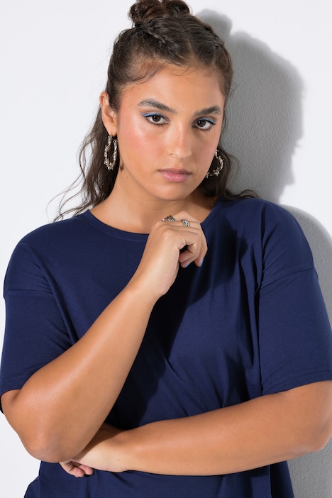 T-shirt, relaxed, basic, oversized schouders
