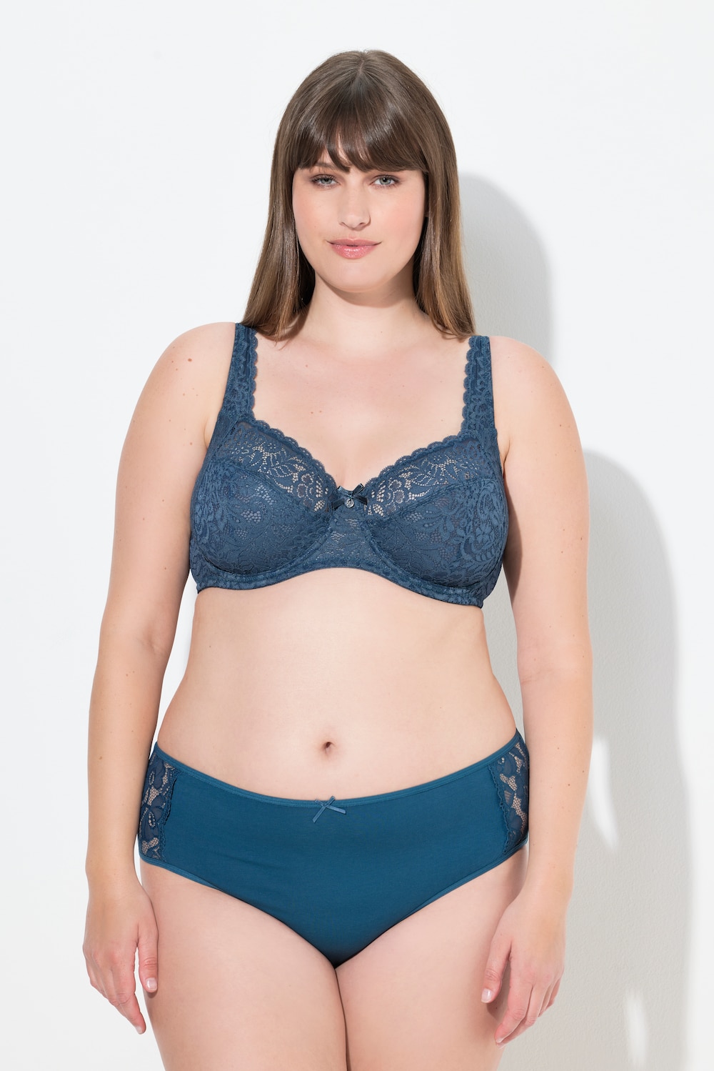 Große Größen Bügel-BH, Damen, türkis, Größe: 95E, Synthetische Fasern/Elasthan, Ulla Popken