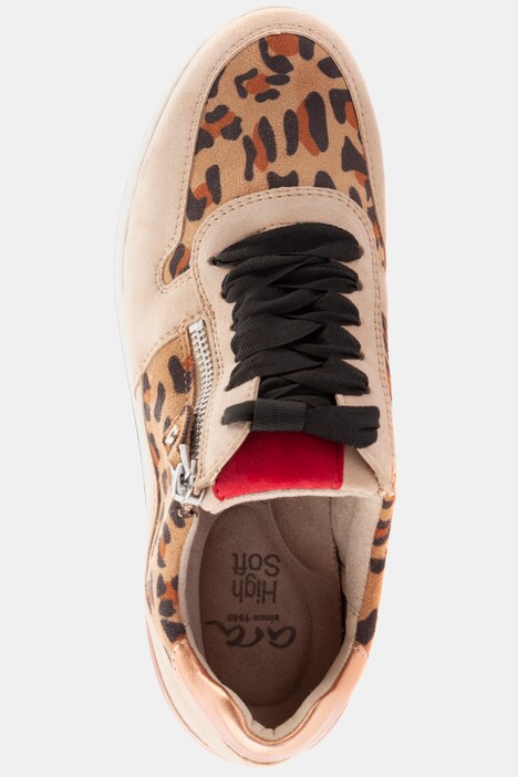 sneakers with leopard accent