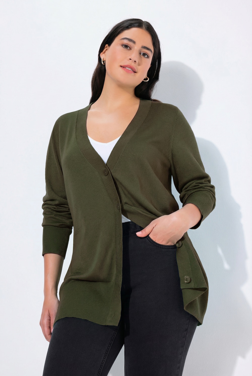 Strickjacke, V-Ausschnitt, Knopfleiste, Feinstrick