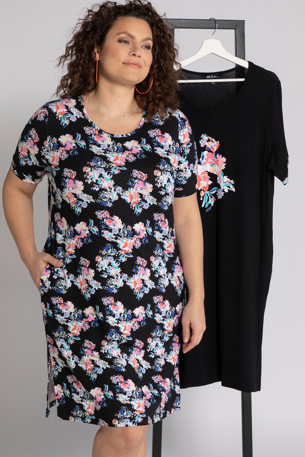 Plus Size 2 Pack of Stretch Knit Sleep Tees - Floral, Woman, black, size: 16/18, viscose, Ulla Popken