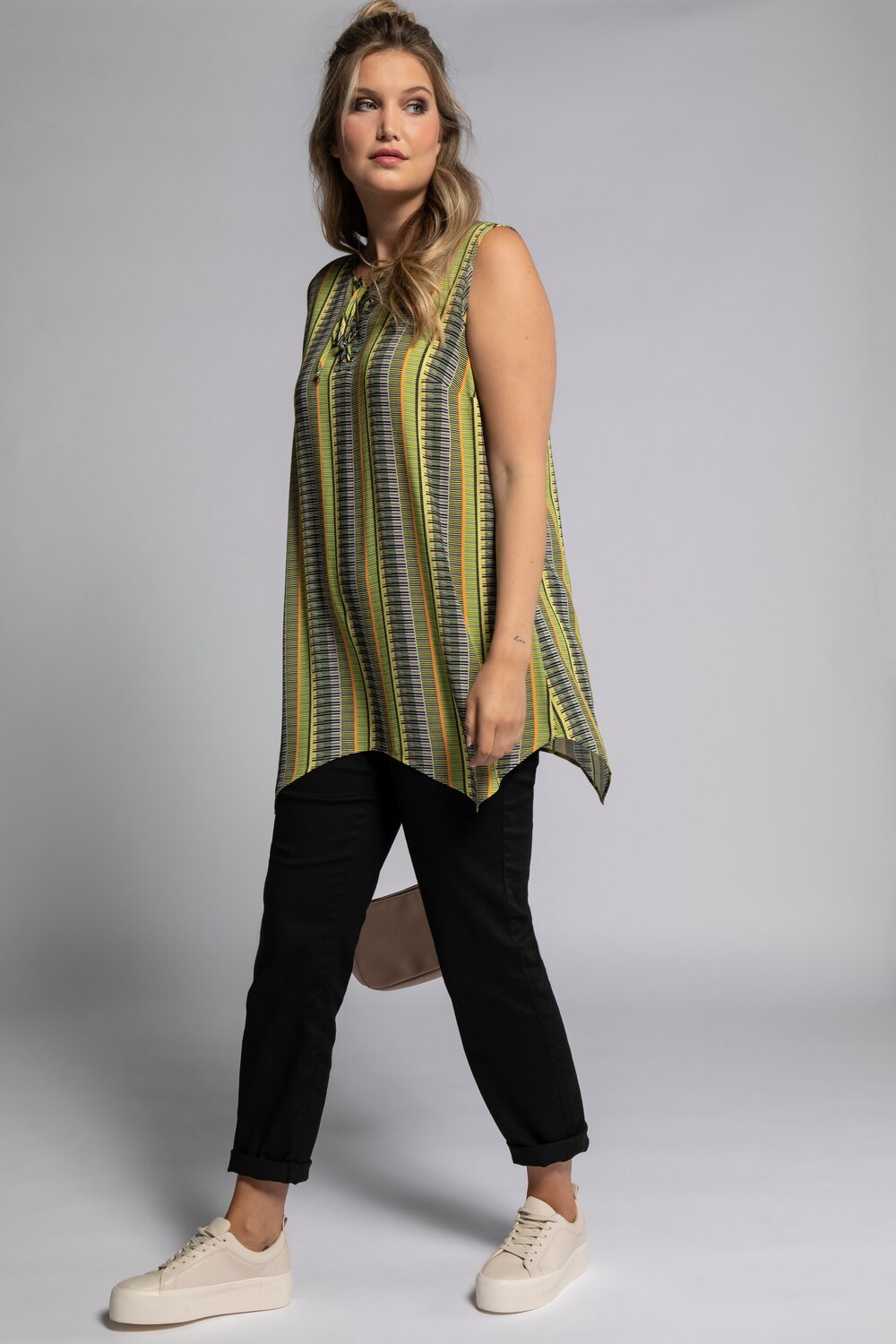 Grote Maten blousetop, Dames, zwart, Maat: 54/56, Viscose, Ulla Popken Grote Maten blousetop, Dames, zwart, Maat: 54/56, Viscose, Ulla Popken