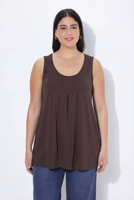 Débardeur en modal à jolis plis creux. Coupe évasée, encolure ronde et larges bretelles