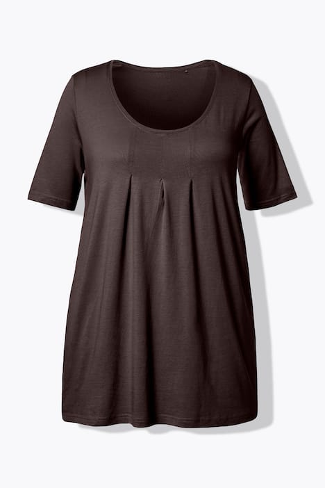 T-shirt en modal. Plis fantaisie, col rond et manches courtes. Coupe évasée