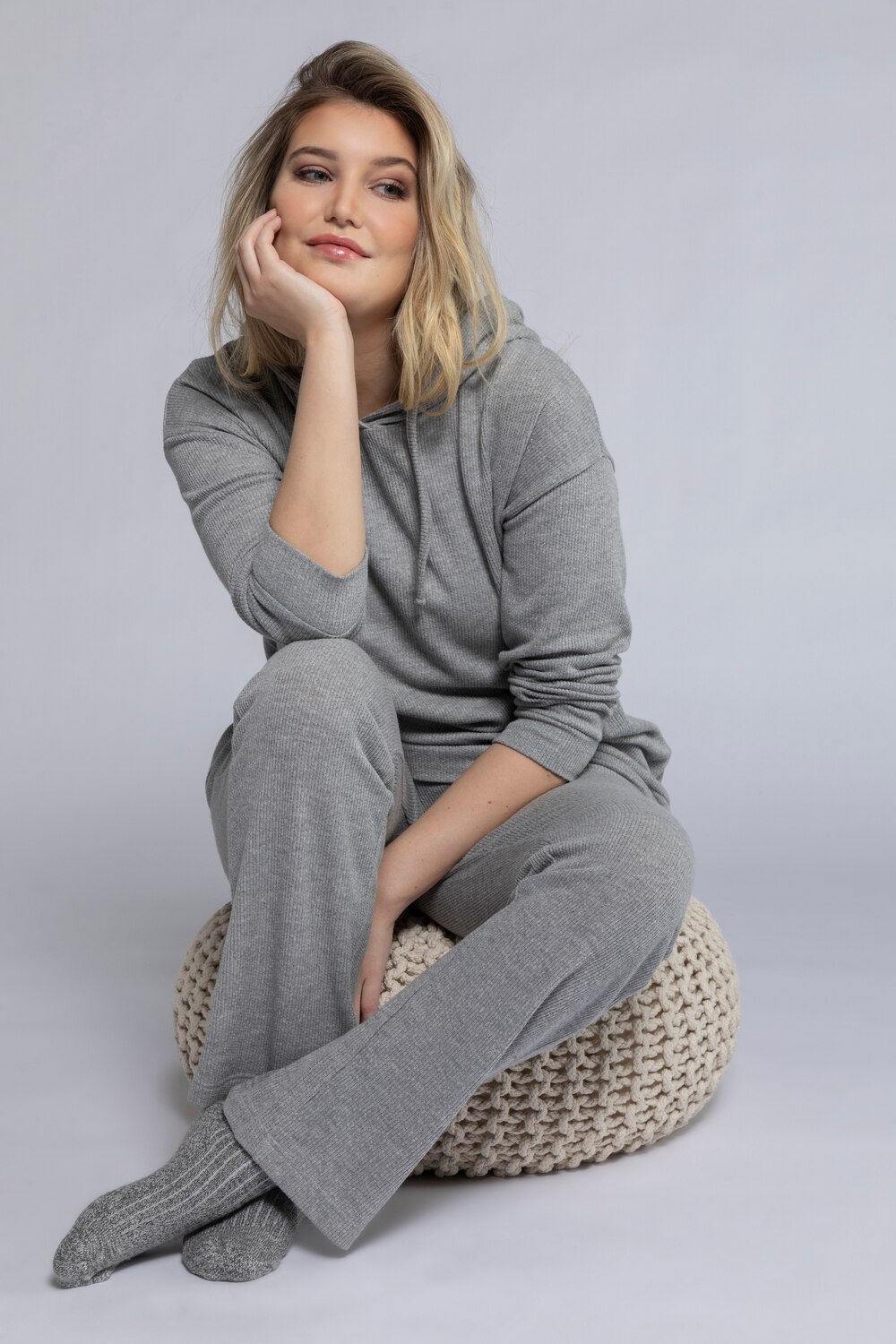 Grote Maten joggingbroek, Dames, grijs, Maat: 46/48, Polyester/Viscose, Ulla Popken Grote Maten joggingbroek, Dames, grijs, Maat: 46/48, Polyester/Viscose, Ulla Popken