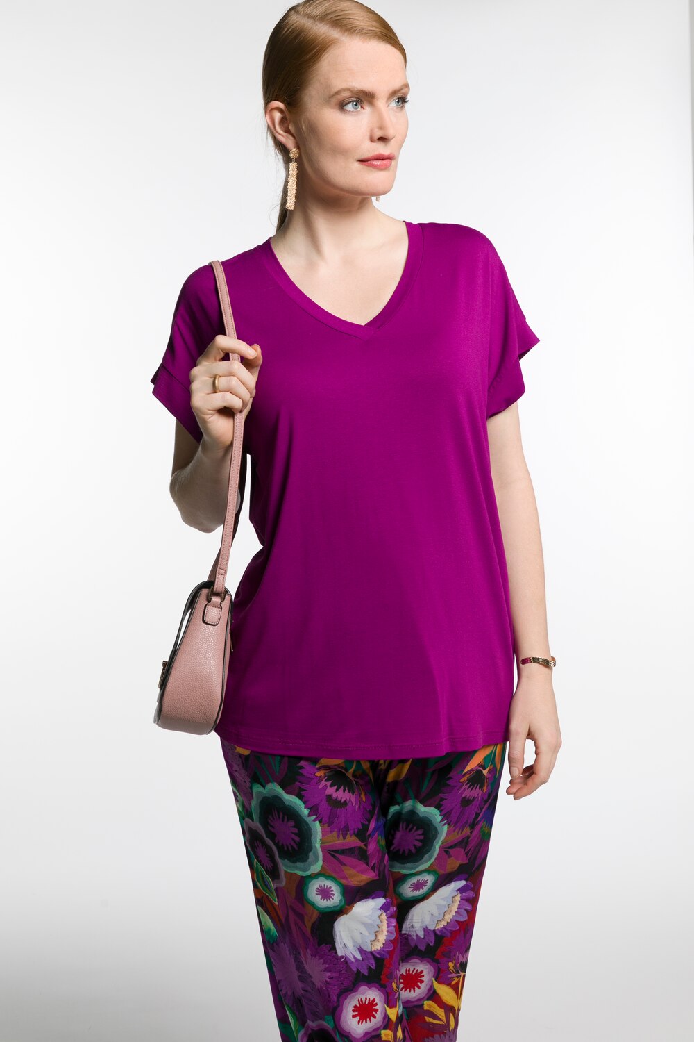 Plus Size V-Neck Crepe Stretch Knit Top, Woman, purple, size: 16/18, viscose, Ulla Popken