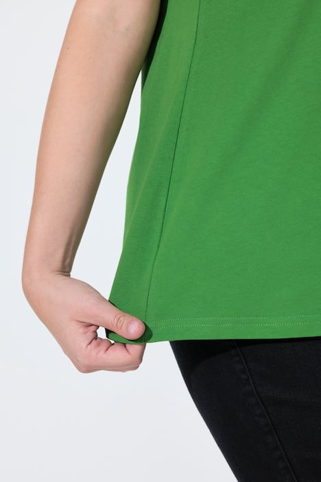 T-shirts en coton bio. Col en V et manches courtes. Lot de 2