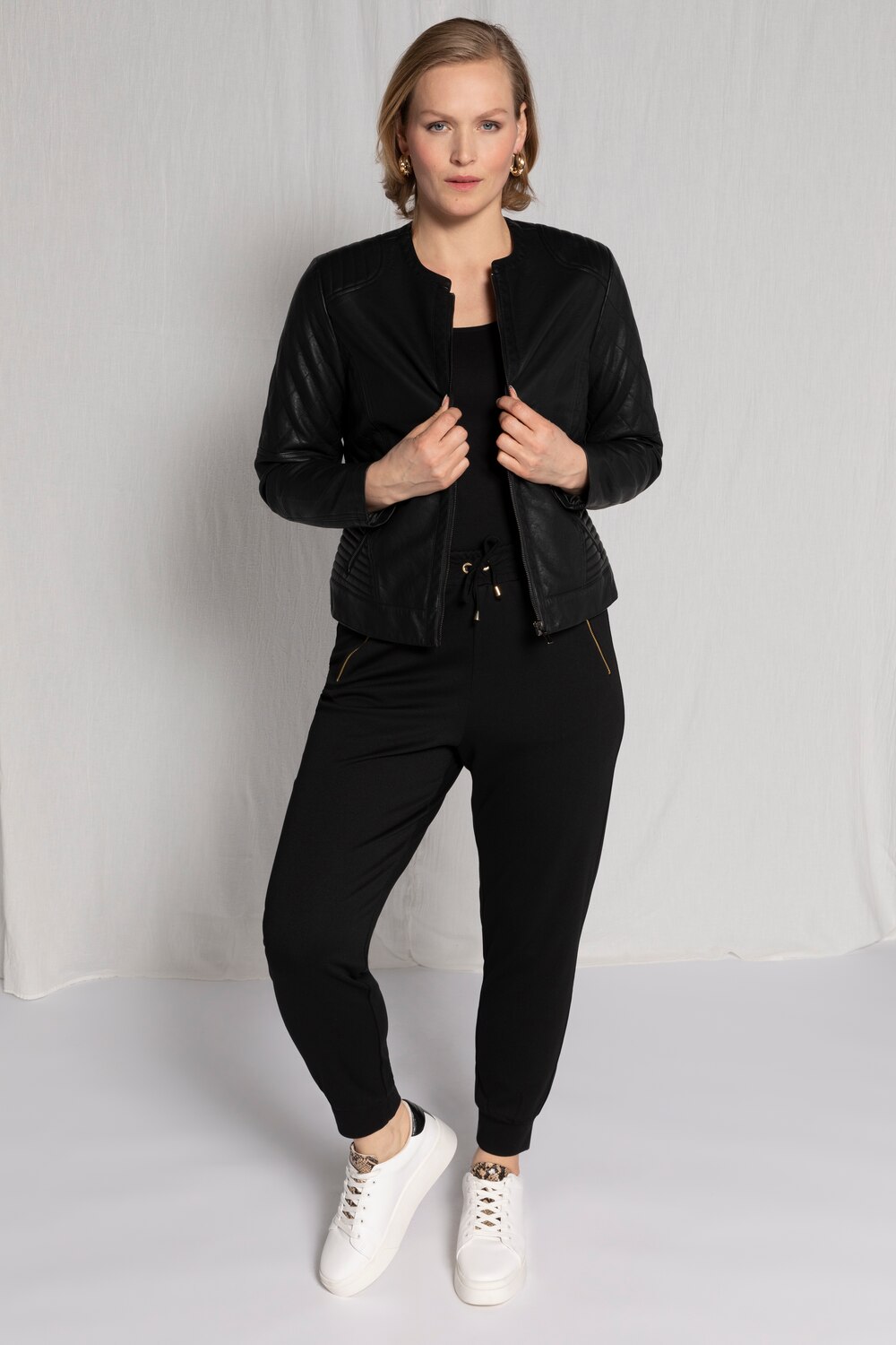 Grote Maten joggingbroek, Dames, zwart, Maat: 46, Viscose/Polyester, Ulla Popken Grote Maten joggingbroek, Dames, zwart, Maat: 46, Viscose/Polyester, Ulla Popken
