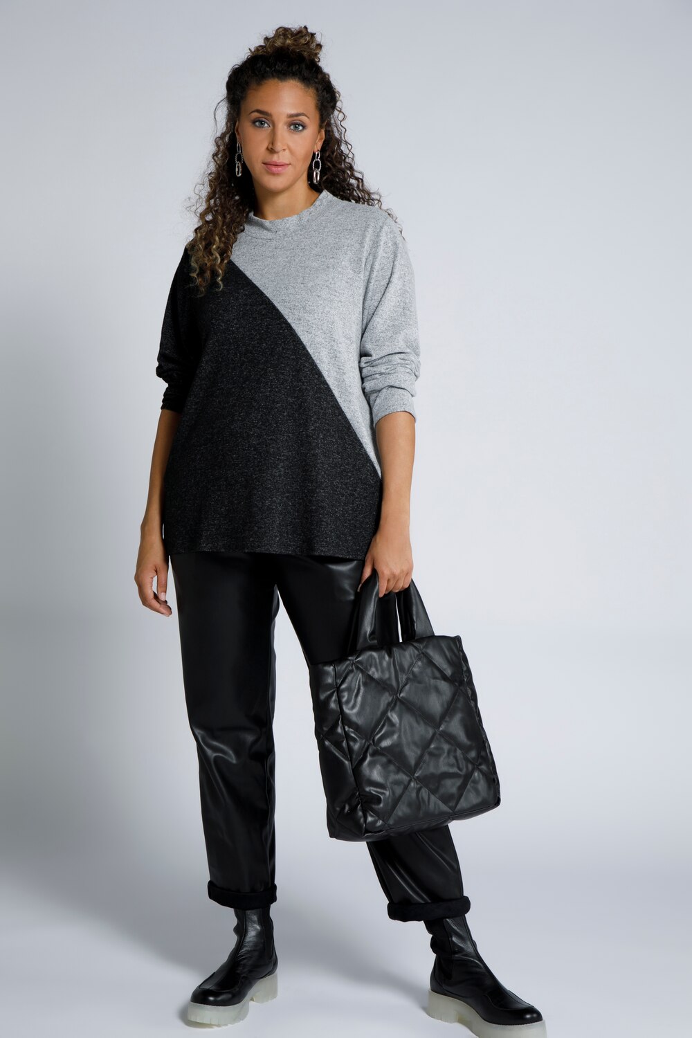 Grote Maten sweater, Dames, grijs, Maat: 42/44, Polyester/Viscose, Ulla Popken Grote Maten sweater, Dames, grijs, Maat: 42/44, Polyester/Viscose, Ulla Popken