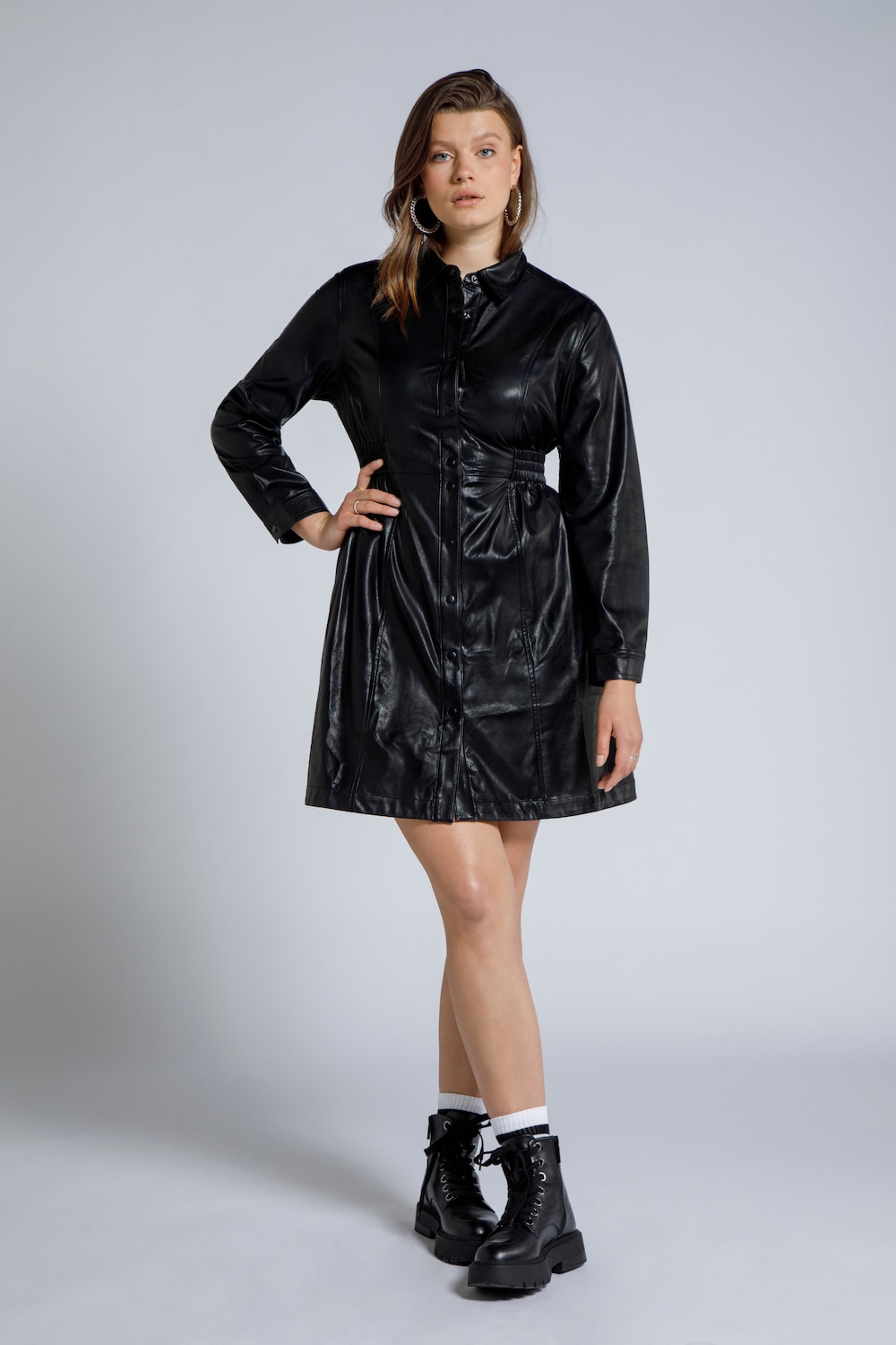 Image of Grosse Grössen Lederoptik Kleid, Damen, schwarz, Größe: 54/56, Synthetische Fasern, Studio Untold
