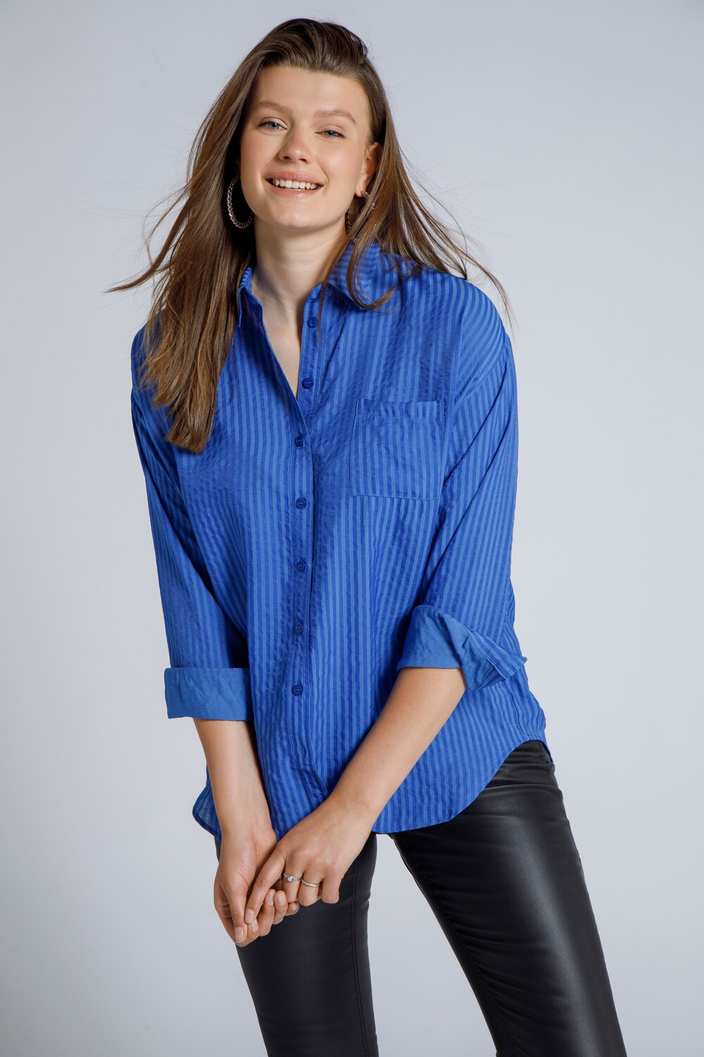 Grote Maten overhemdblouse, Dames, blauw, Maat: 42/44, Viscose/Synthetische vezels, Studio Untold Grote Maten overhemdblouse, Dames, blauw, Maat: 42/44, Viscose/Synthetische vezels, Studio Untold