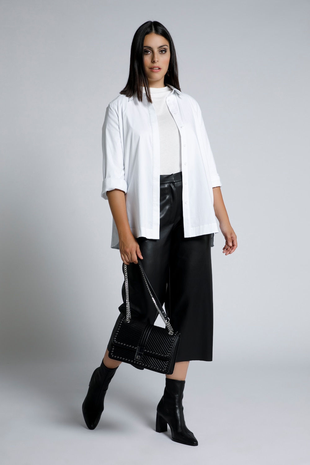 Plus Size Leather Look Wide Leg Culotte Pants, Woman, black, size: 16/18, synthetic fibers, Ulla Popken