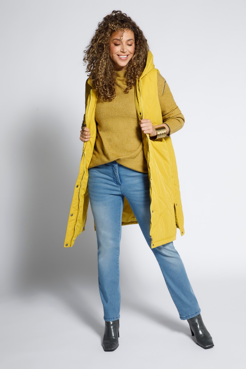 Grote Maten longline bodywarmer, Dames, bruin, Maat: 50/52, Polyester/Synthetische vezels, Ulla Popk Grote Maten longline bodywarmer, Dames, bruin, Maat: 50/52, Polyester/Synthetische vezels, Ulla Popk
