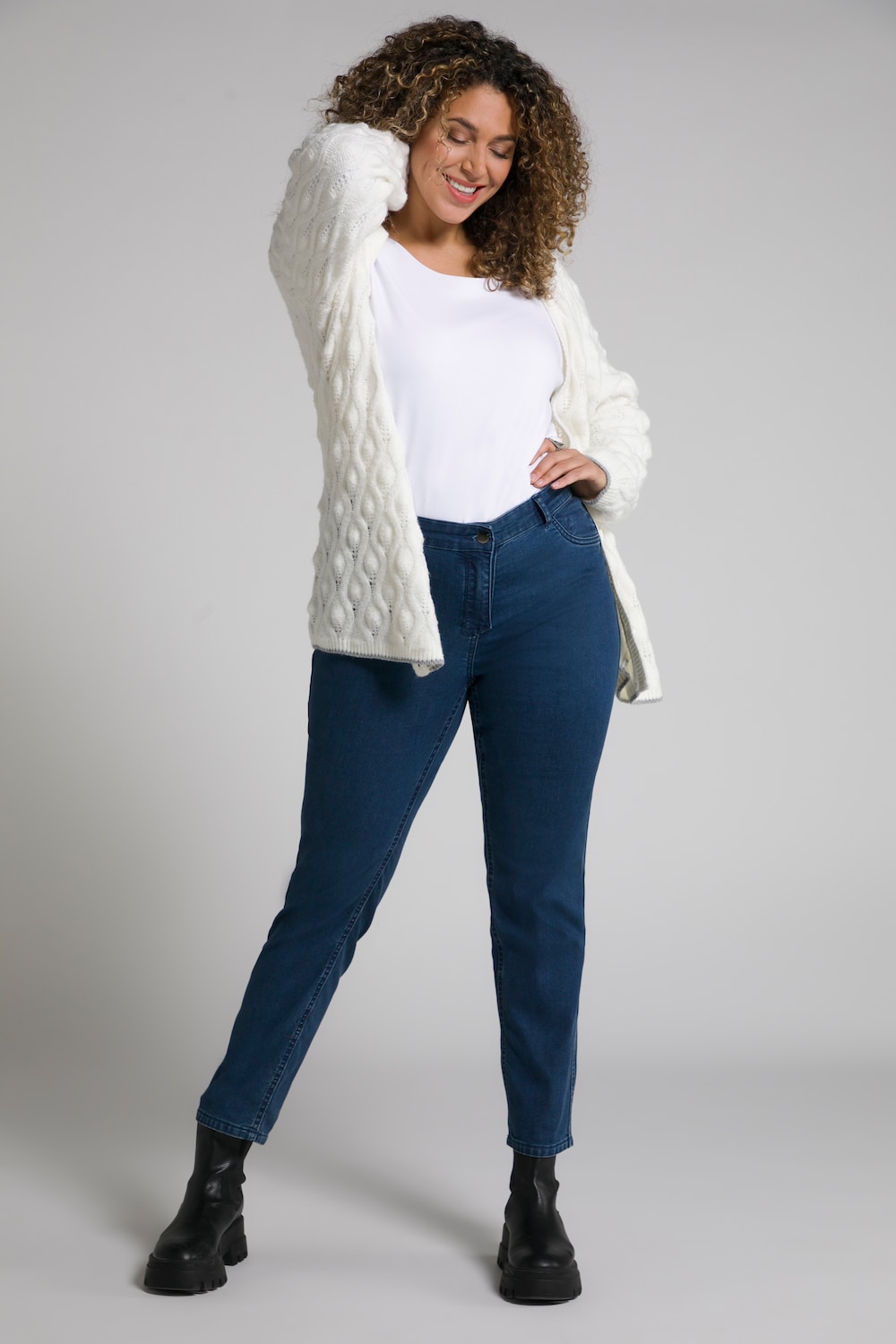 Plus Size Reversible Star Print Slim Leg Sammy Fit Stretch Jeans, Woman, blue, size: 16, cotton/polyester, Ulla Popken