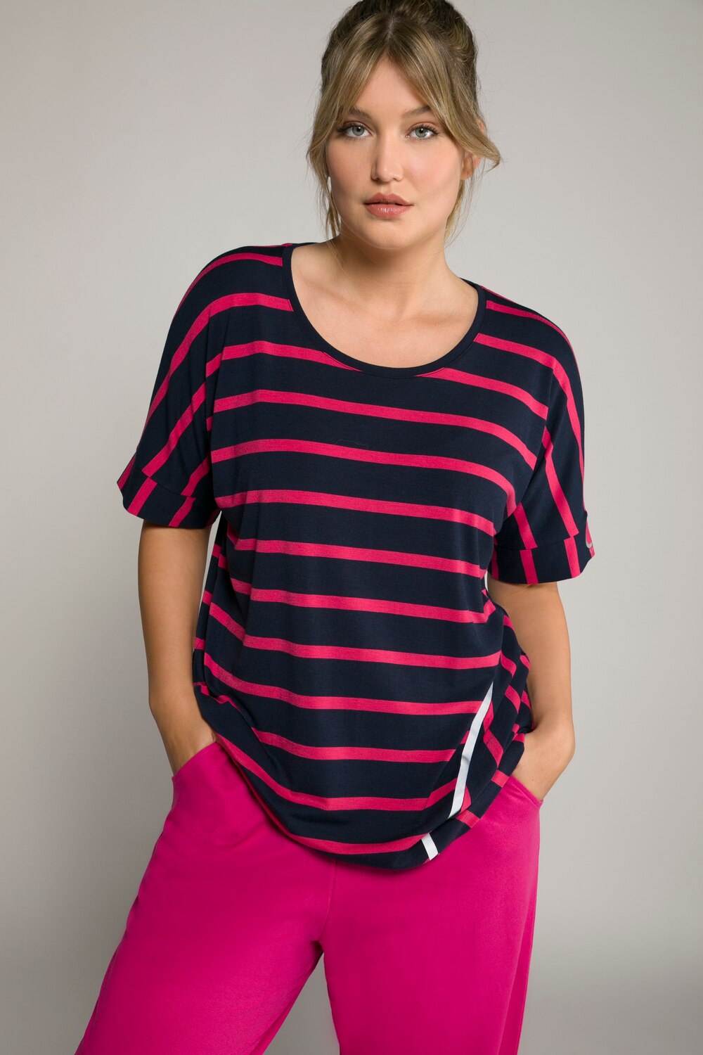 Grote Maten T-shirt, Dames, blauw, Maat: 50/52, Viscose, Ulla Popken Grote Maten T-shirt, Dames, blauw, Maat: 50/52, Viscose, Ulla Popken
