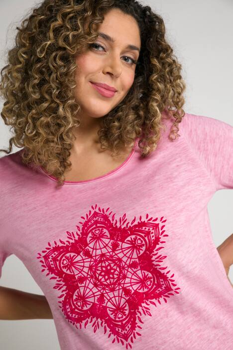 T-shirt, flocktryck, rund halsringning, halvlång ärm, råa kanter