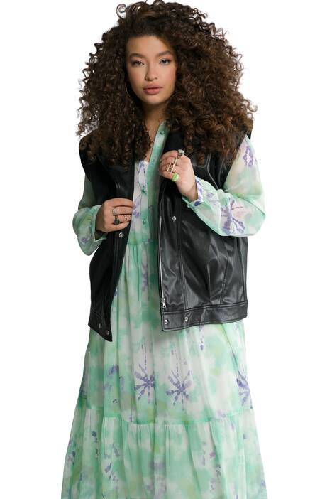 Vesta koženého vzhledu, oversize, motorkářská, klopy, patentní knofílky