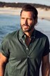 Chemise, manches courtes, col boutonné, modern fit, patte de boutonnage tendance