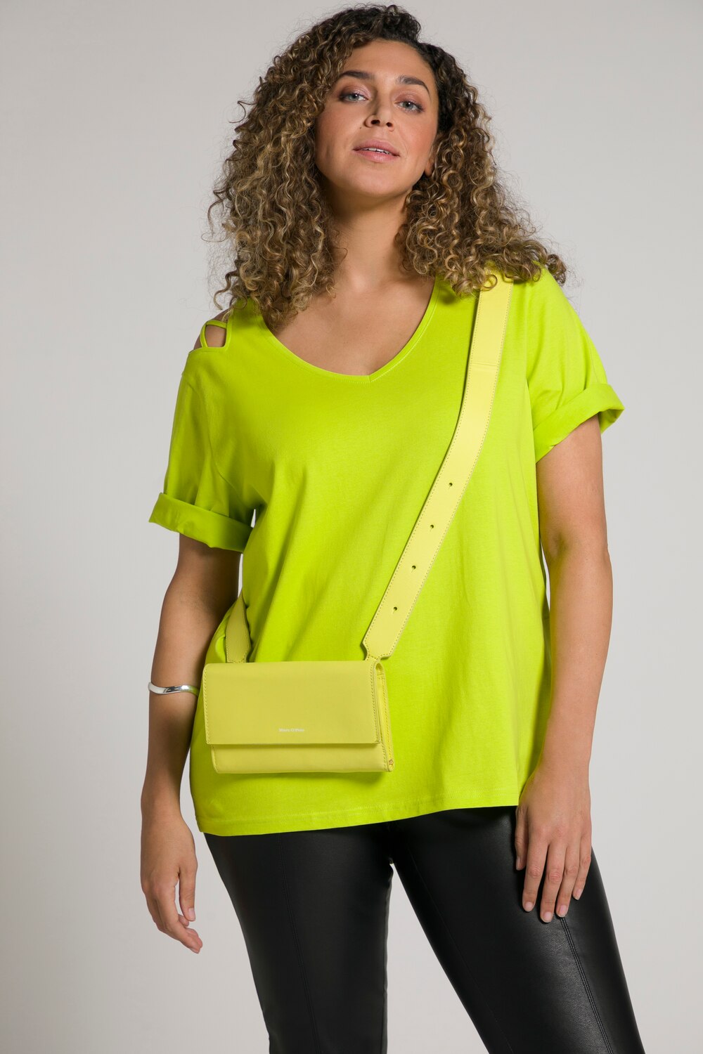 Grote Maten T-shirt, Dames, groen, Maat: 62/64, Katoen, Ulla Popken Grote Maten T-shirt, Dames, groen, Maat: 62/64, Katoen, Ulla Popken