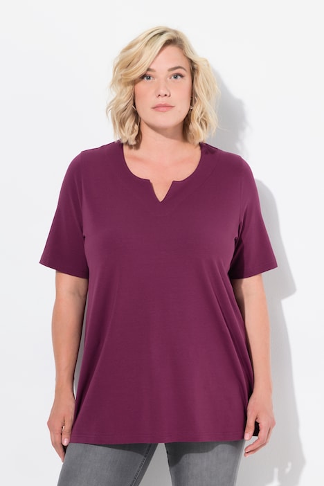 Essential Notch Neck Stretch Tee