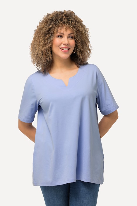 Essential Notch Neck Stretch Tee