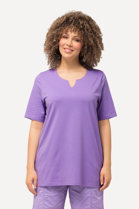 Essential Notch Neck Stretch Tee