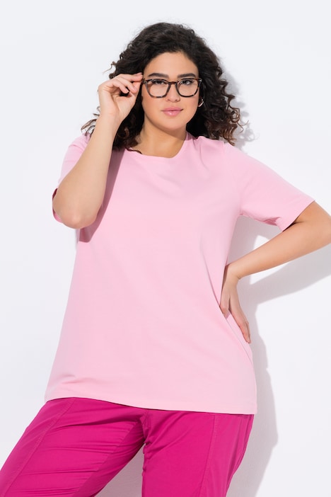 T-shirt dal taglio svasato con scollo a girocollo e mezze maniche