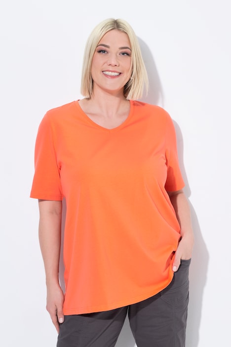 Essential V-Neck Stretch Tee