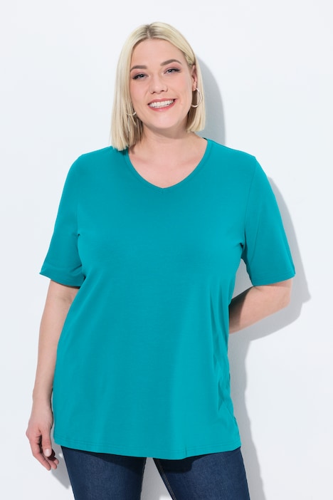 Essential V-Neck Stretch Tee