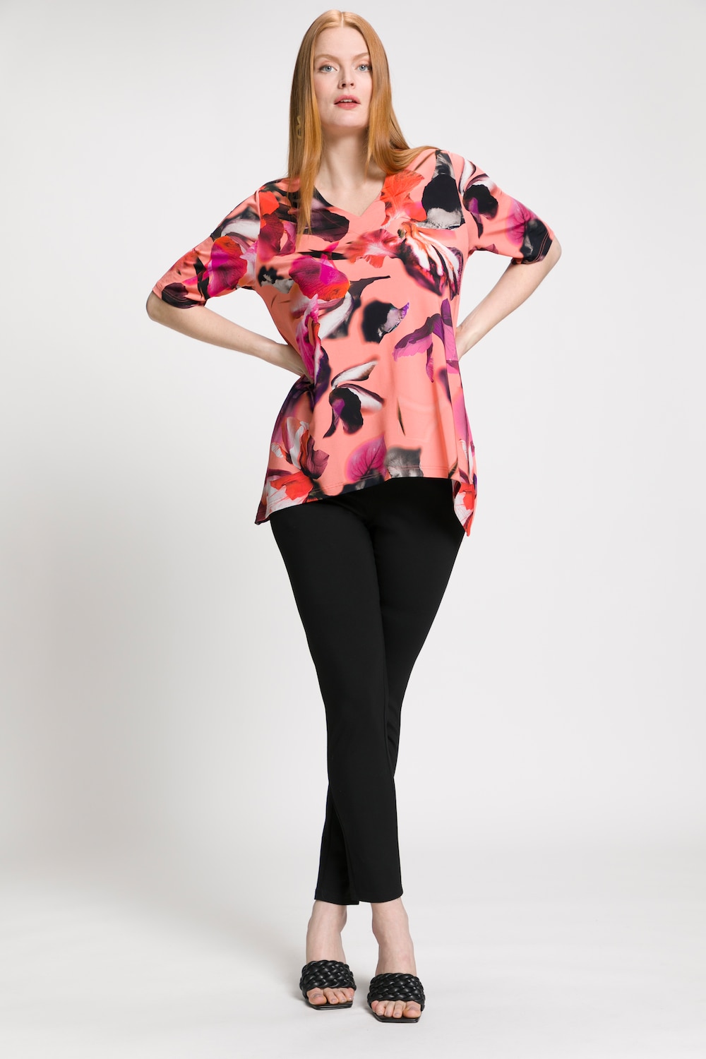 Plus Size Topical Floral A-line Fit Slinky Stretch Knit Top, Woman, red, size: 16/18, viscose, Ulla Popken
