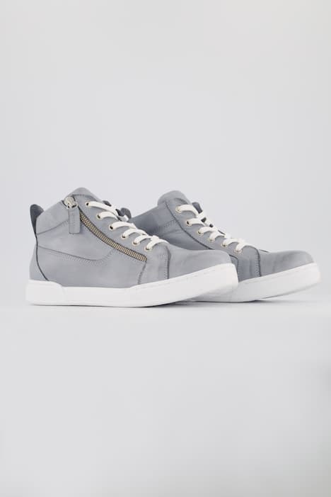 Wysokie buty sportowe, wysoka cholewka, suwak, komfortowa tęgość