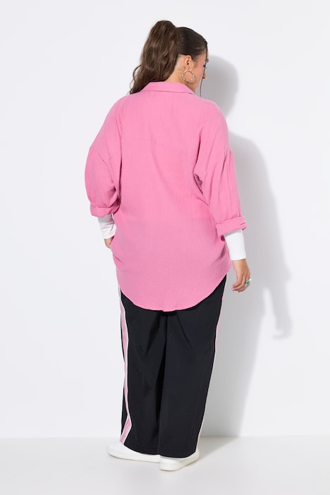 Chemisier en mousseline, oversize. Col classique, manches longues