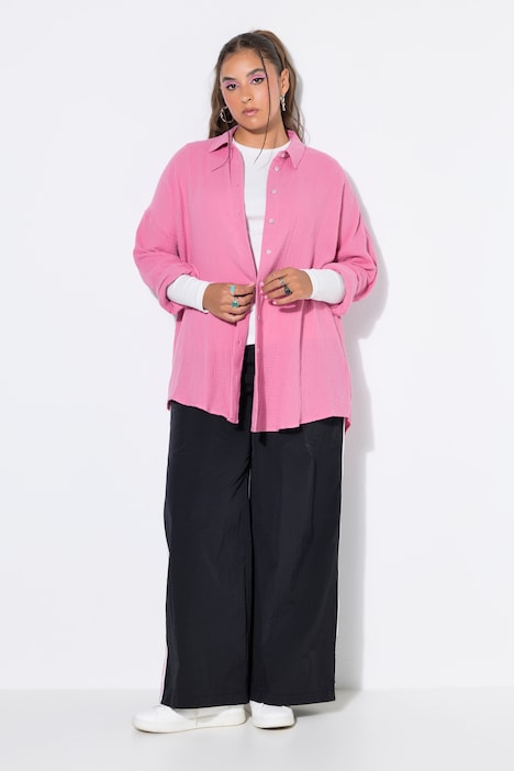 Chemisier en mousseline, oversize. Col classique, manches longues