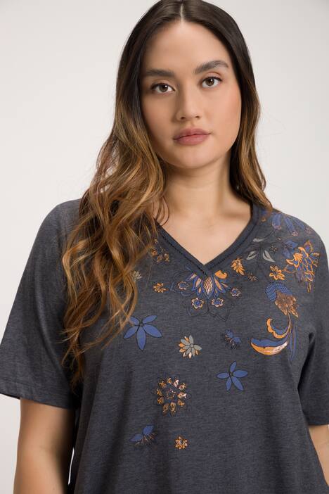 Floral Placement Print Crochet Trim V-Neck Tee