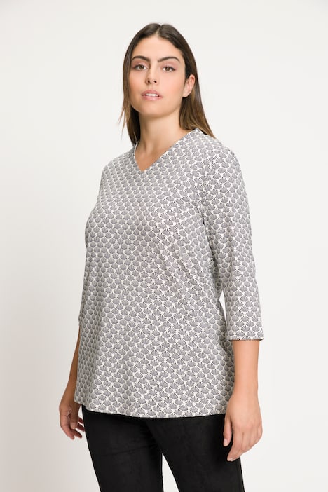 T-shirt ze stójką i dekoltem w szpic, rękaw 3/4