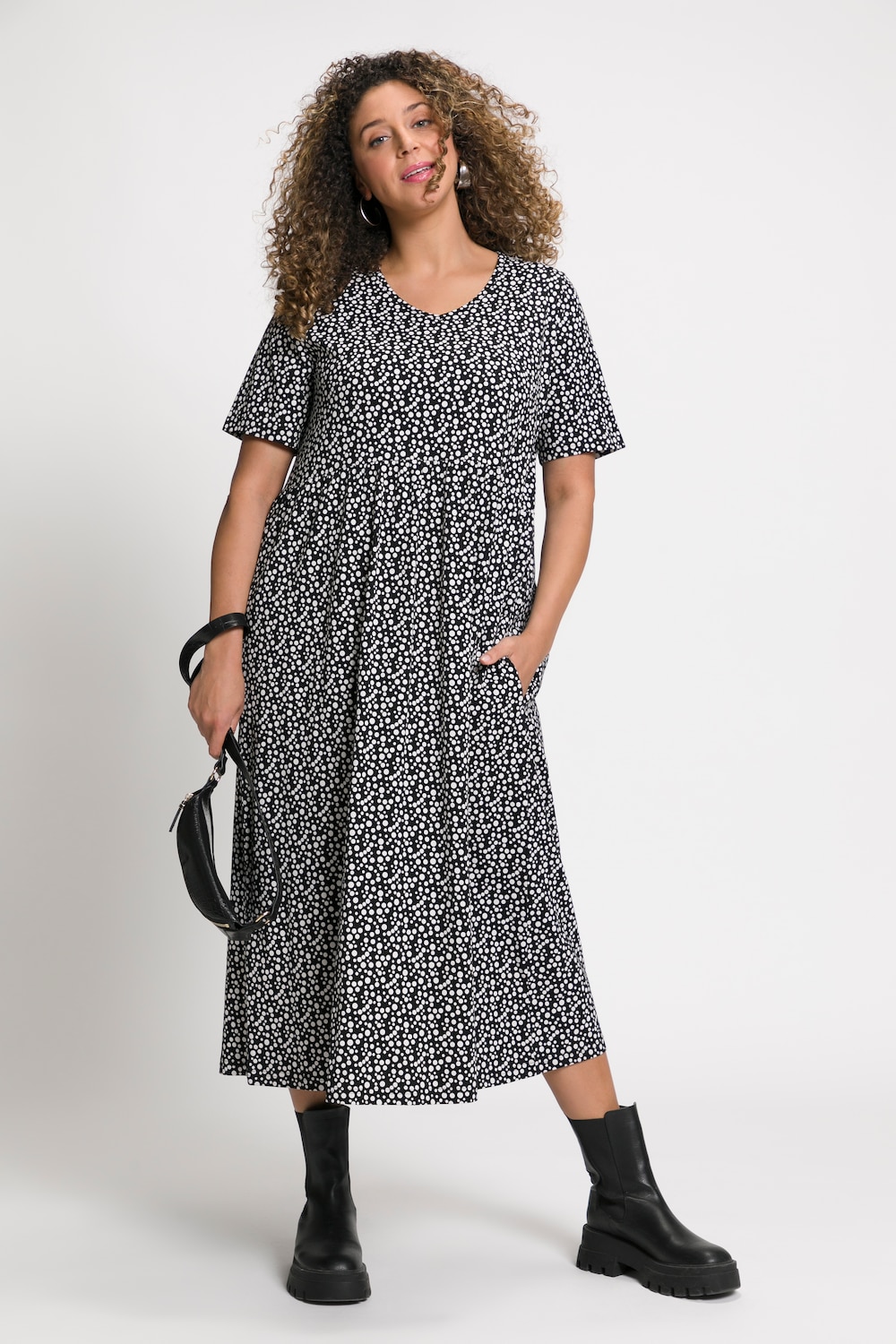 Plus Size Tonal Dot Print V-Neck Long Cotton Knit Dress, Woman, black, size: 28/30, cotton, Ulla Popken