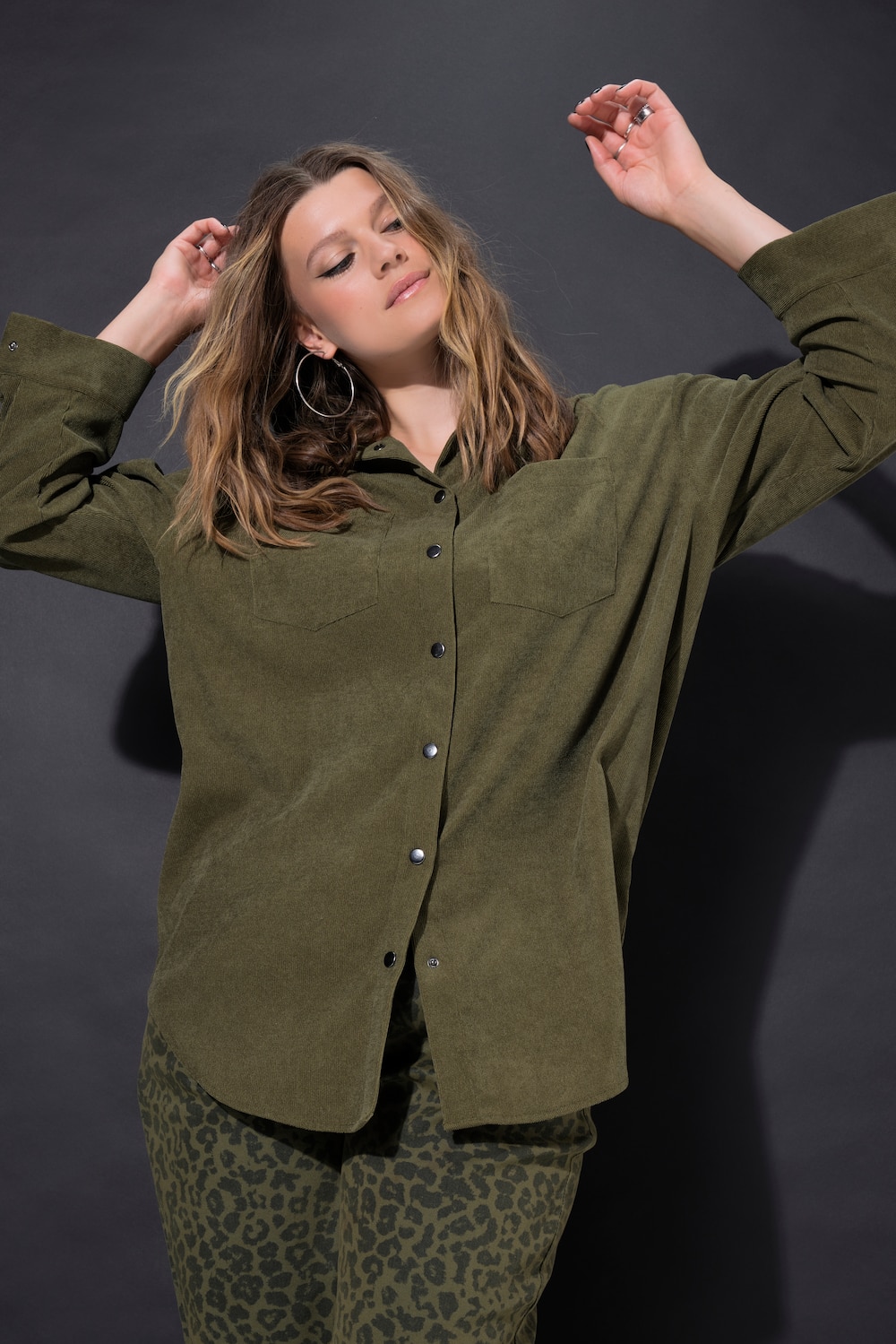 Cord-Hemd, oversized, Hemdkragen, Langarm